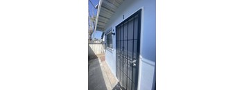 7408 - 7411 Elsie St (7411 Parmalee Ave)