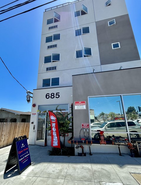 685 W 4Th St Studio Apartment for Rent