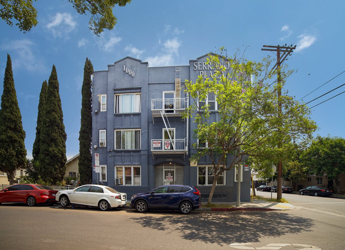 1000 N Serrano Ave Apartments