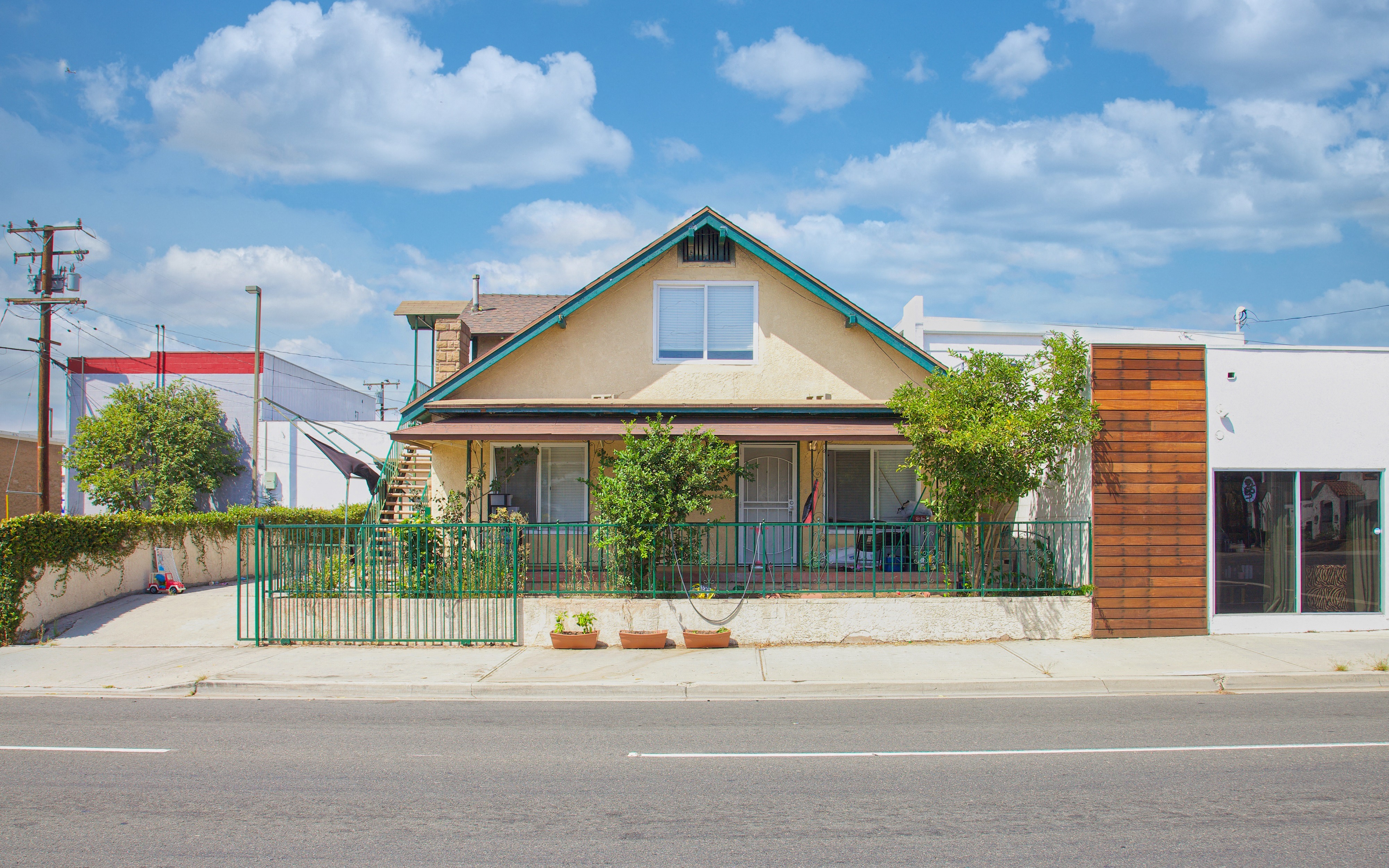 639 E. Willow St. Studio Apartment for Rent - Photo gallery 2
