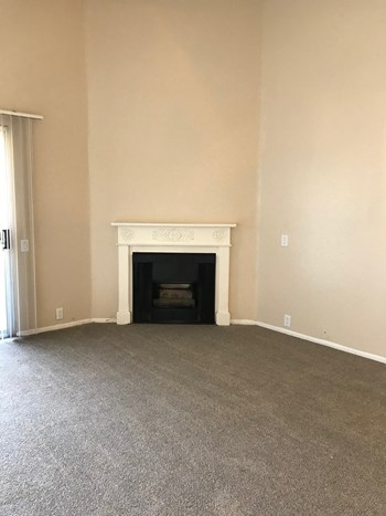 1840 S. Nelson Street Studio-2 Beds Apartment for Rent - Photo Gallery 11