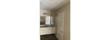 Downstairs 1 Bed 1 Bath