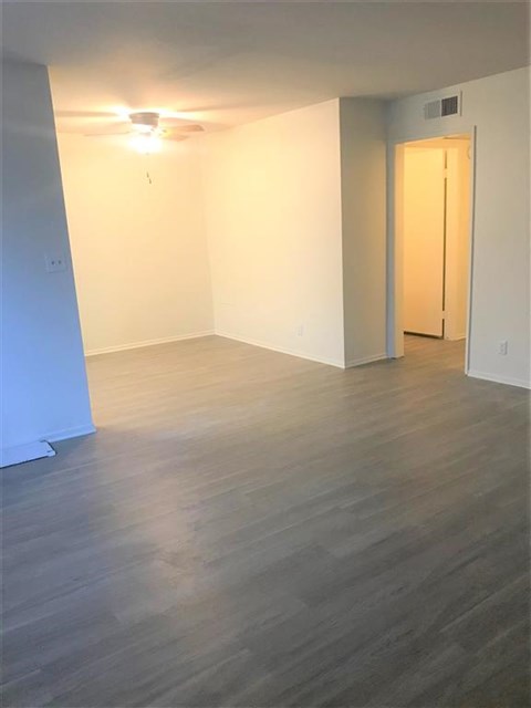 618 W. Dryden St. 2 Beds Apartment for Rent