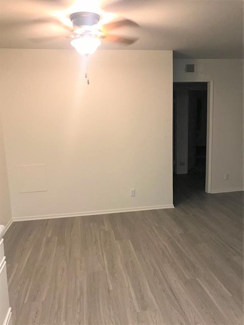 618 W. Dryden St. 2 Beds Apartment for Rent