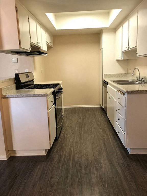 Harris Place Apartments