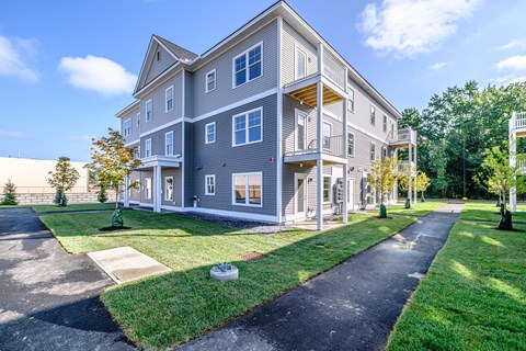 2 Stillwater Drive 1-2 Beds Apartment for Rent