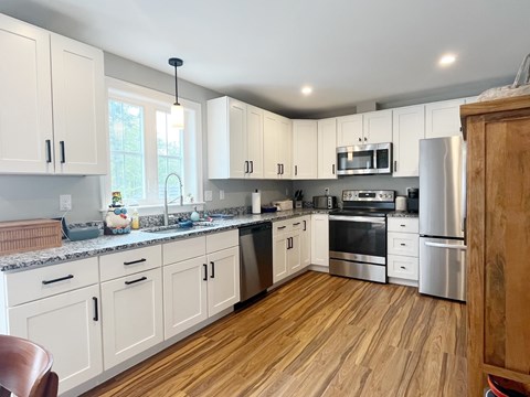 23 Pacer Way 2 Beds Apartment for Rent