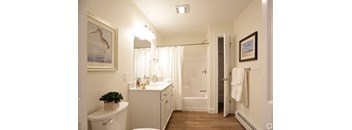 1 Bedroom 1 Bath Carrier