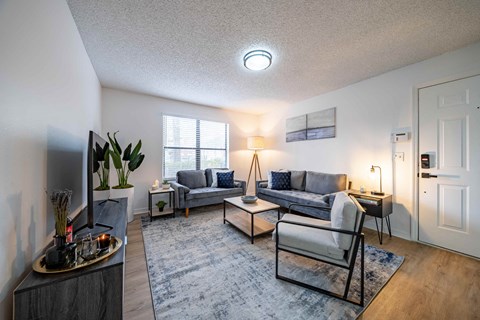 Northlake Apartments