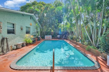 713-717-721 SW 13 Ave 1-3 Beds Apartment for Rent - Photo Gallery 43