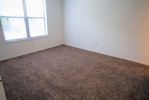 Northlake Apartments