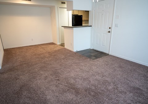 Northlake Apartments