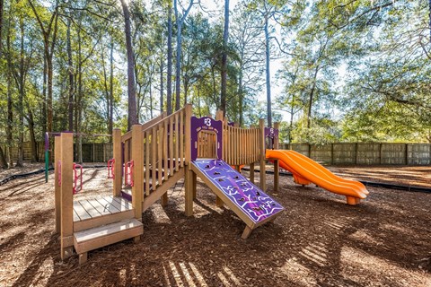 Northlake Apartments