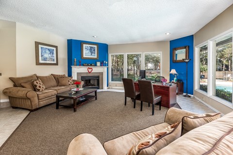 Northlake Apartments