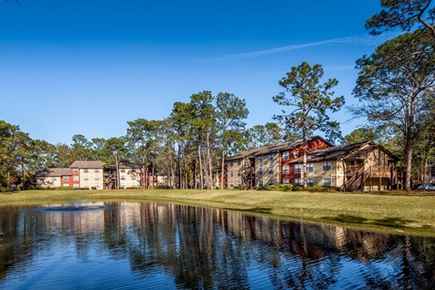 Northlake Apartments