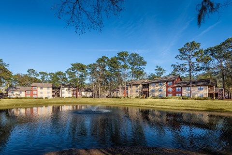 Northlake Apartments