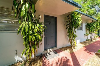 713-717-721 SW 13 Ave 1-3 Beds Apartment for Rent - Photo Gallery 46