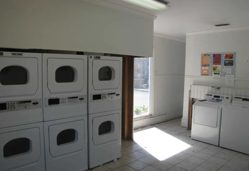 Laundry room at Red Bay Apartment Complex, Jacksonville, FL, 32211