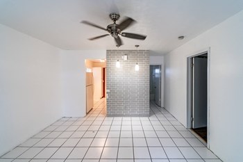 713-717-721 SW 13 Ave 1-3 Beds Apartment for Rent - Photo Gallery 56