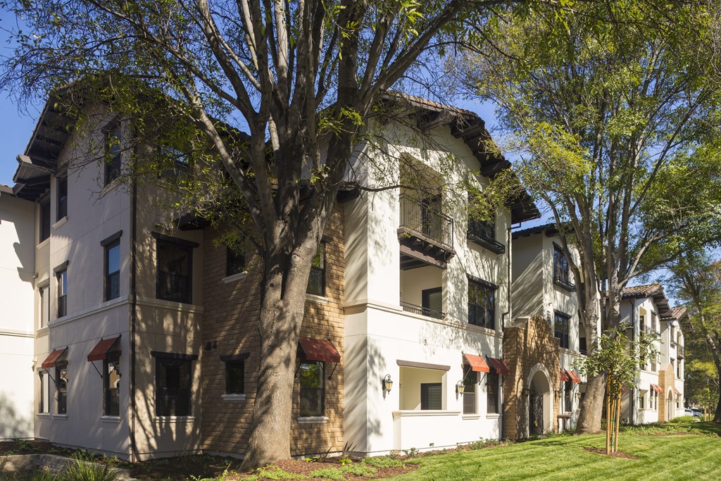 hacienda anton courtyard and patio