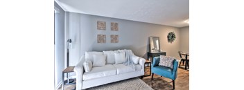 1 bed, 1 bath living space