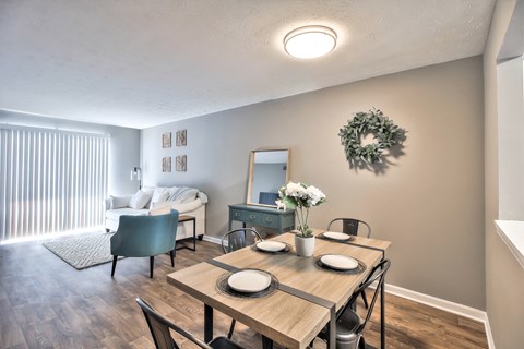 1 bed, 1 bath living space