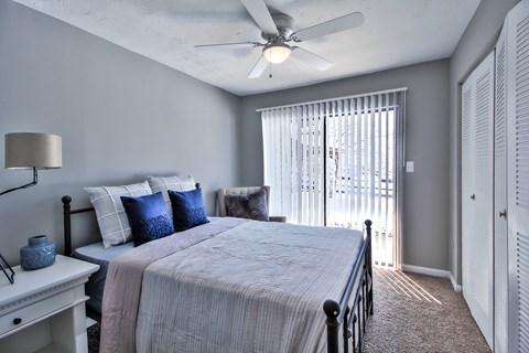 2845 Palumbo Drive 1-2 Beds Apartment for Rent - Photo Gallery 28