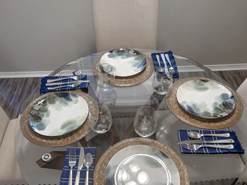 Formal Dining - Photo Gallery 7
