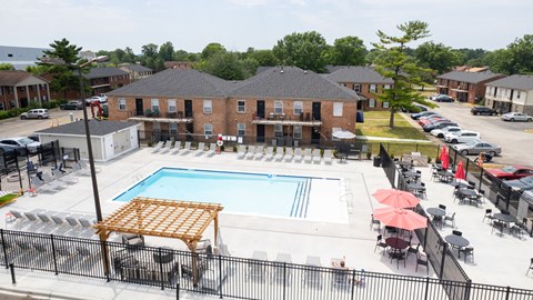 Patriot Crossing - Pool