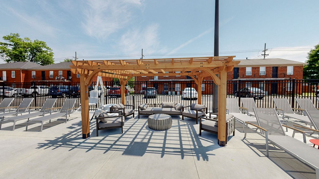 Patriot Crossing - Pool