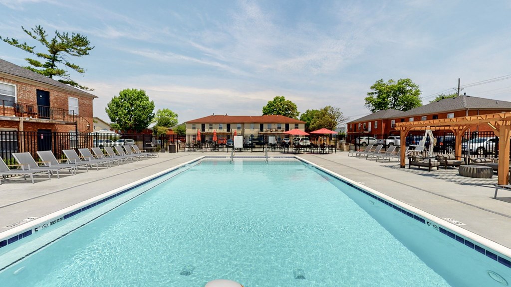 Patriot Crossing - Pool