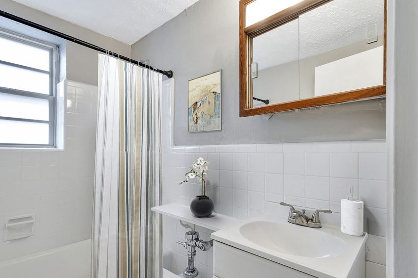 Lofts On Ormsby Apartments, 512 West Ormsby Avenue, Louisville, KY