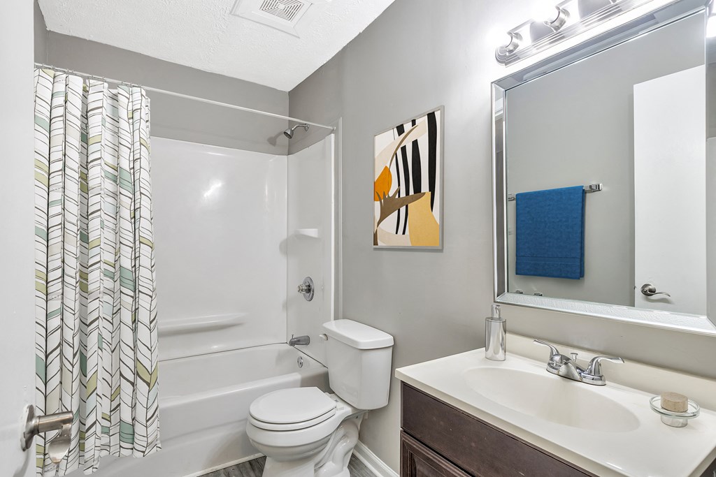 Bathroom With Bathtub at Caballo Crossing, Kentucky