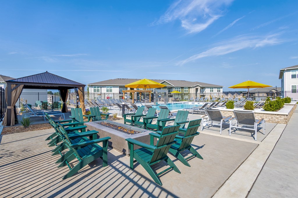 Sage Springs - Pool Deck