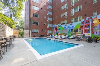 Lofts Ormsby - Pool