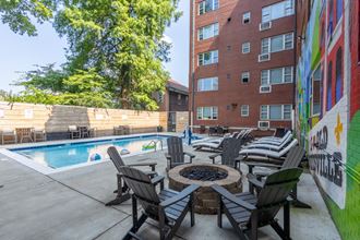 Lofts on Ormsby - Pool