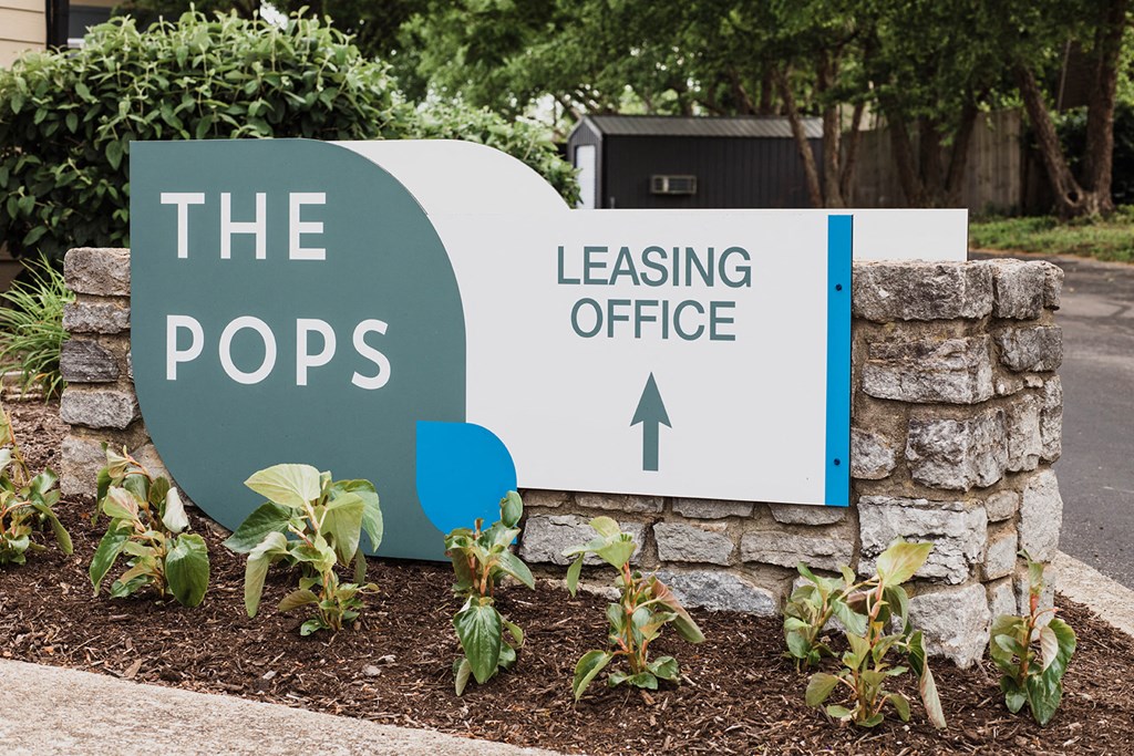The Pops - Exterior Signage