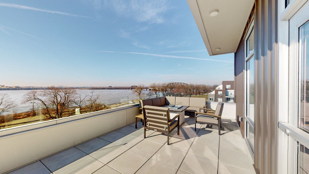 Sky Terrace Lounge at Current812, Clarksville