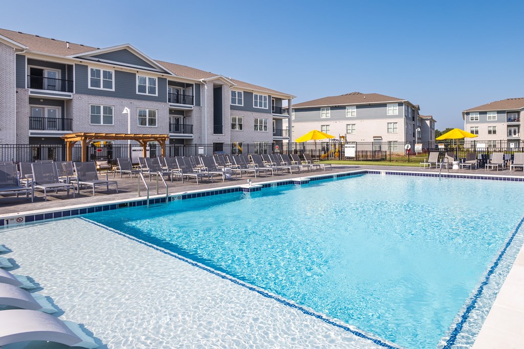 Arlington Farms Pool