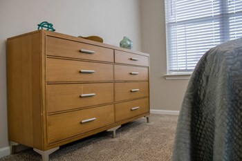 4903 Hamburg Pike 1-3 Beds Apartment for Rent - Photo Gallery 14