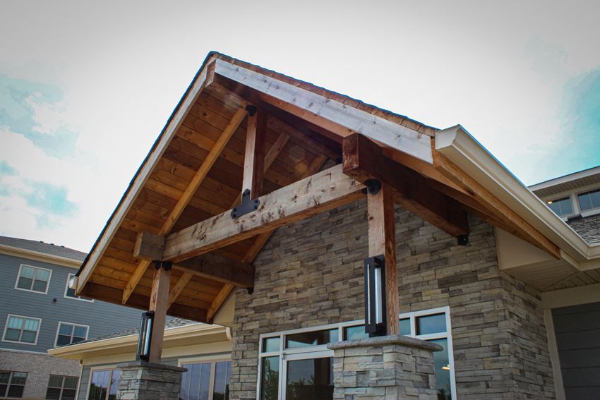 Villas of Jeffersonville - Exterior Clubhouse