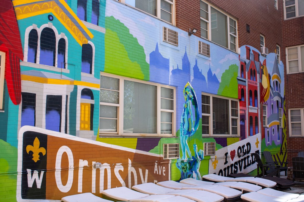 Mural at Lofts on Ormsby, Louisville