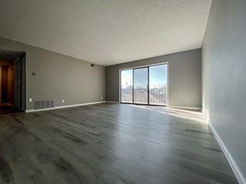 7510 Dunwoody Ct. 1-2 Beds Apartment for Rent - Photo Gallery 6