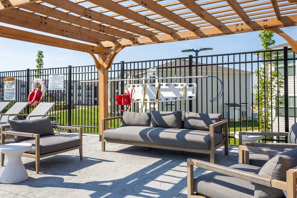 Sage Springs - Pool Deck