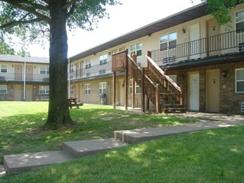 Heathmoore Apartments Evansville