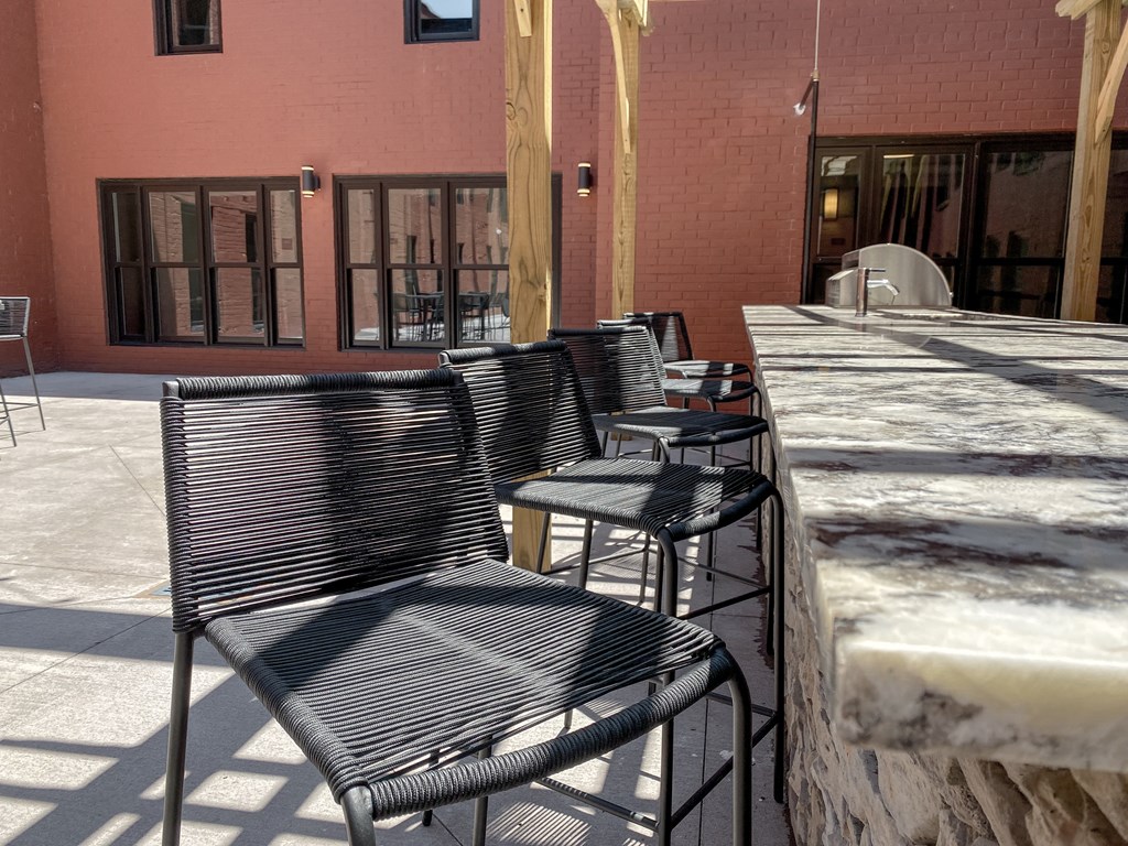 Grocers Ice Lofts - Exterior Courtyard