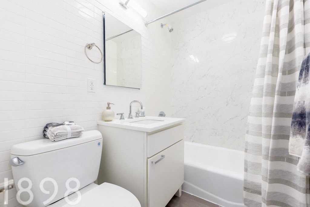 Holland Model Unit 2 bdrm