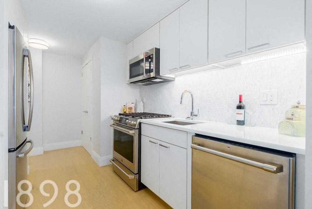 Holland Model Unit 2 bdrm