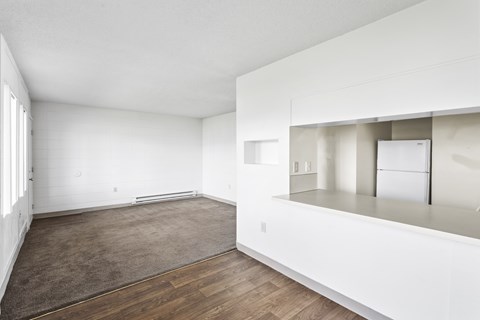 Dining Room and Breakfast Bar