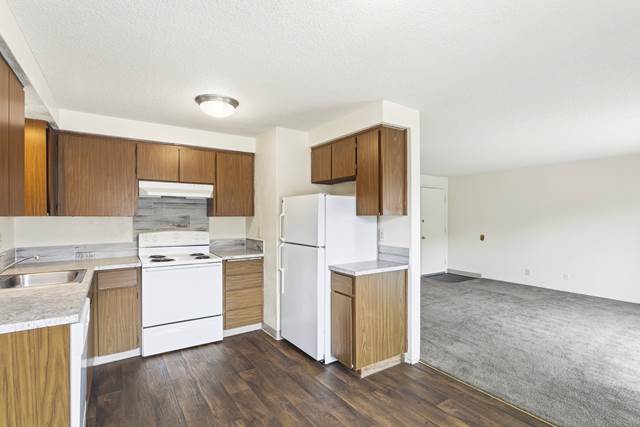 1-bedroom apartment at Southtowne Apartments in Eugene, OR